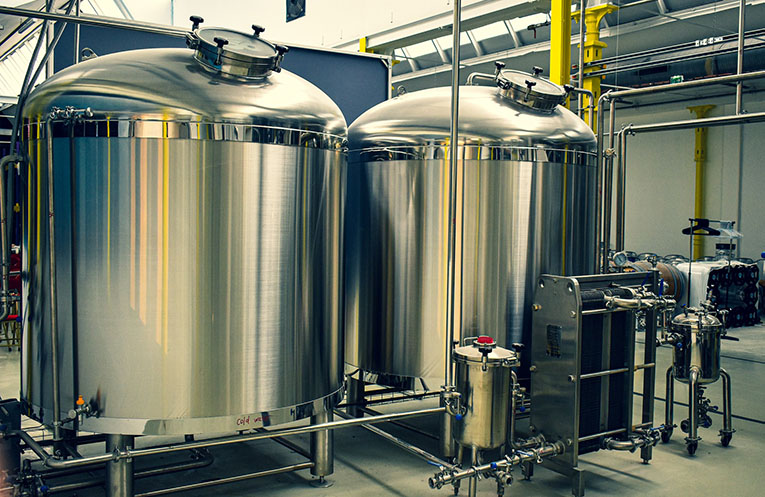 โครงการพลิกโฉมโรงเบียร์: การออกแบบโรงเบียร์ การผลิตเบียร์ และบรรจุภัณฑ์